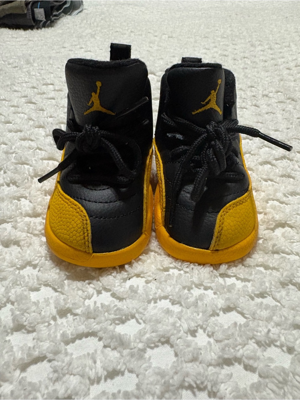Kids'  Jordan Retro Black & Yellow High-Top Sneakers